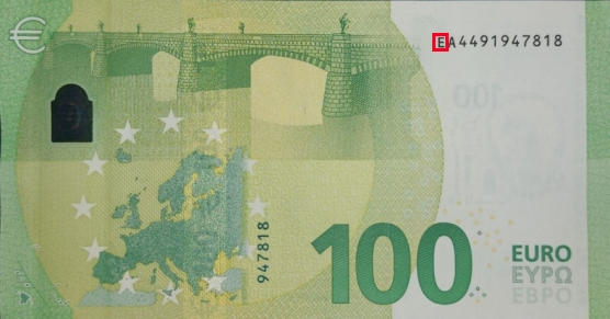 Emplacement de la lettre pays sur le 100 euro